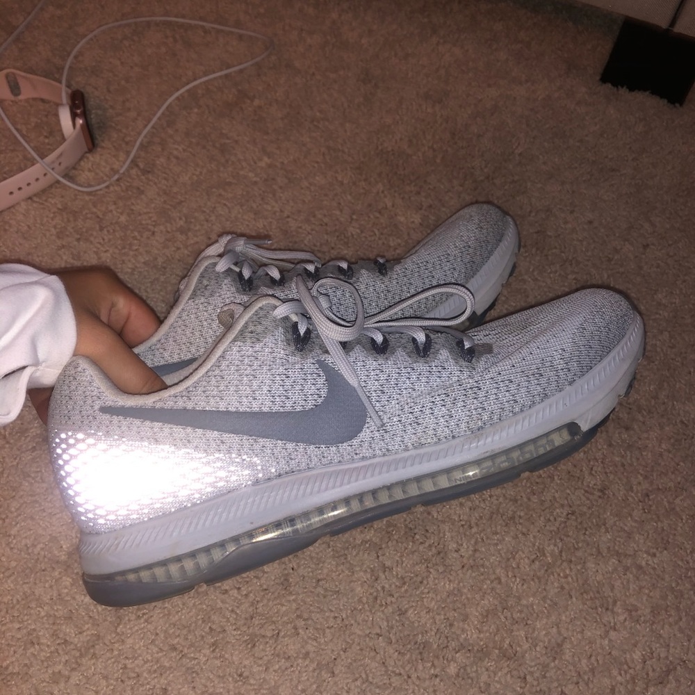 Nike tennis shoes